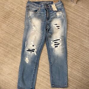 American Eagle Outfitters Women's Light Blue Distressed Cropped Jeans